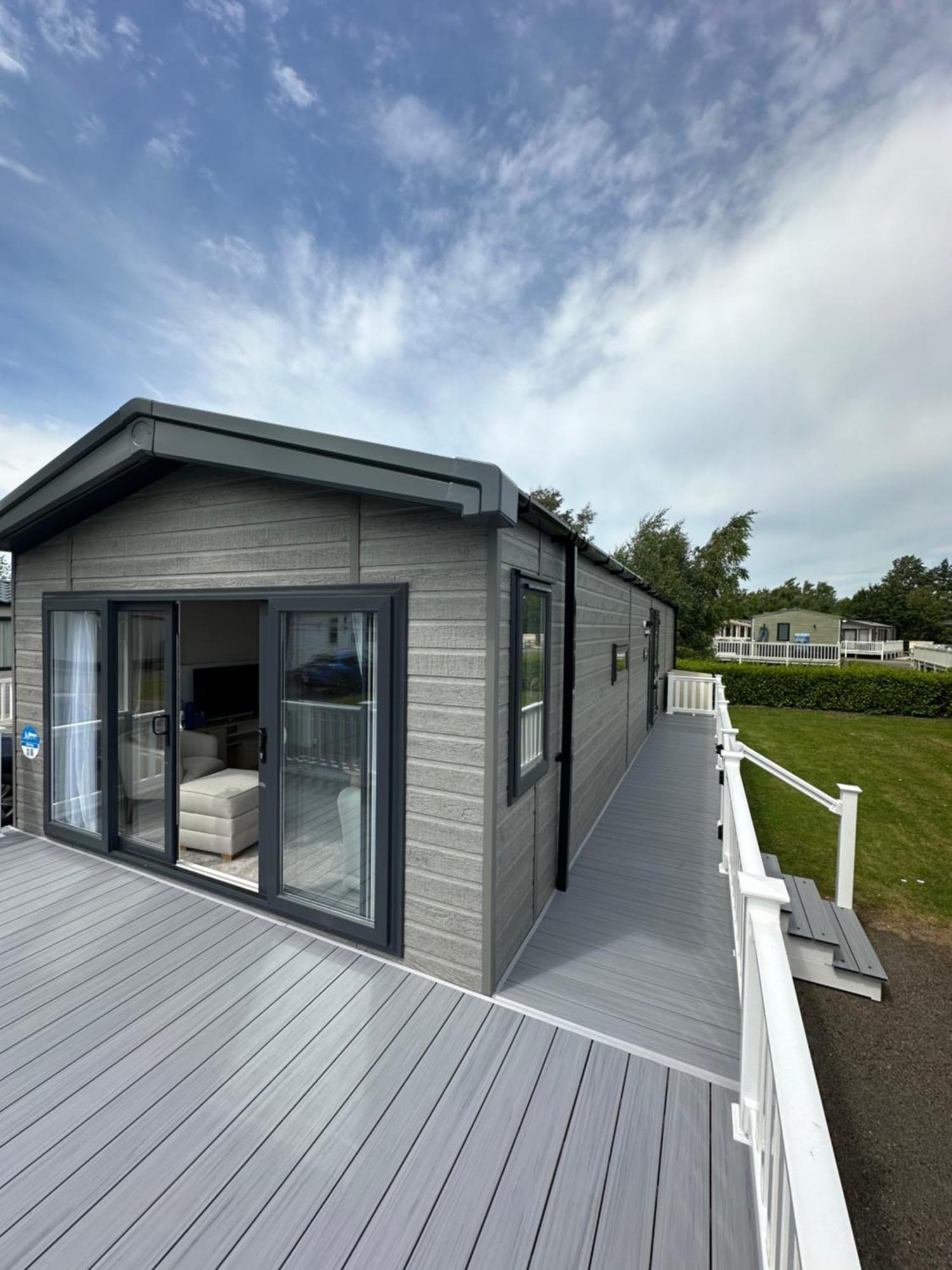 Presthaven Resort 3 Bedroom Luxury Gold 2024 Caravan Talacre Екстериор снимка